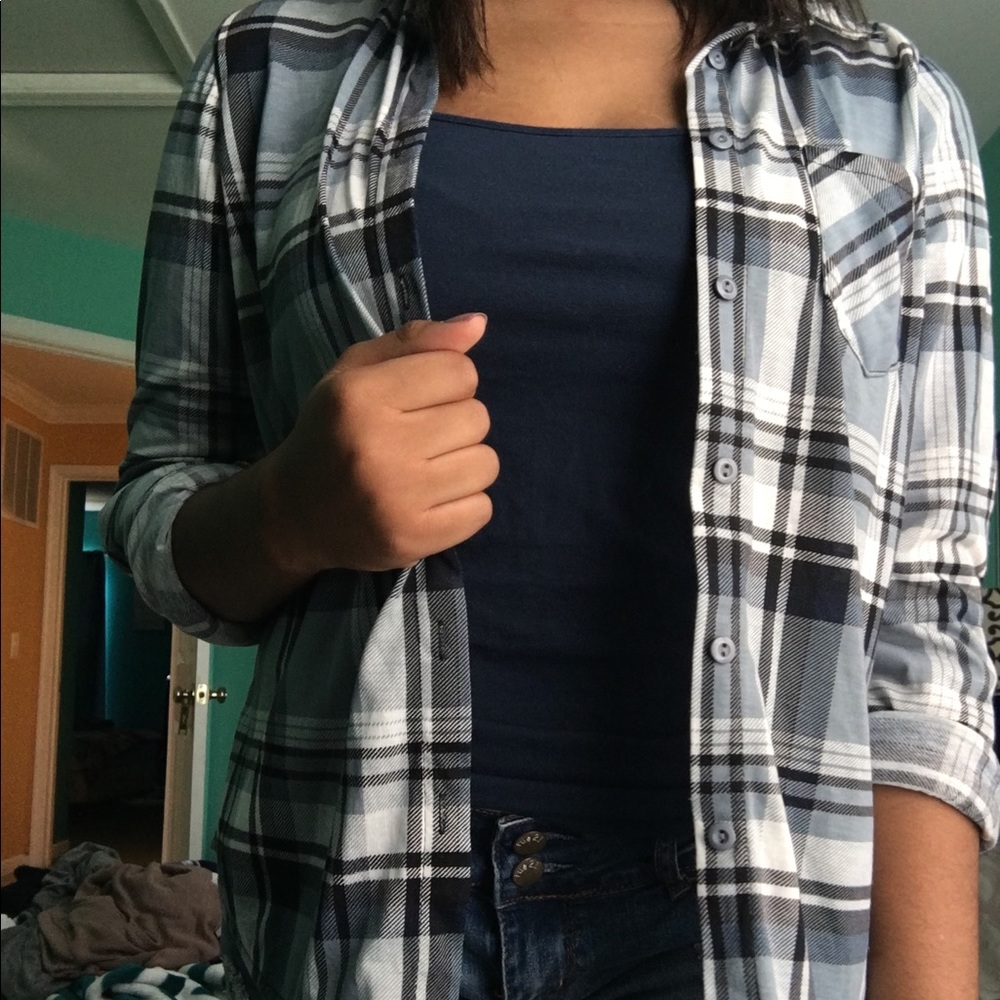 Long sleeve plaid t-shirt
